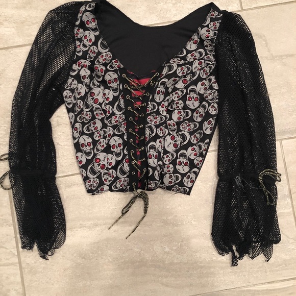 Pirate Halloween Costume - Picture 2 of 4